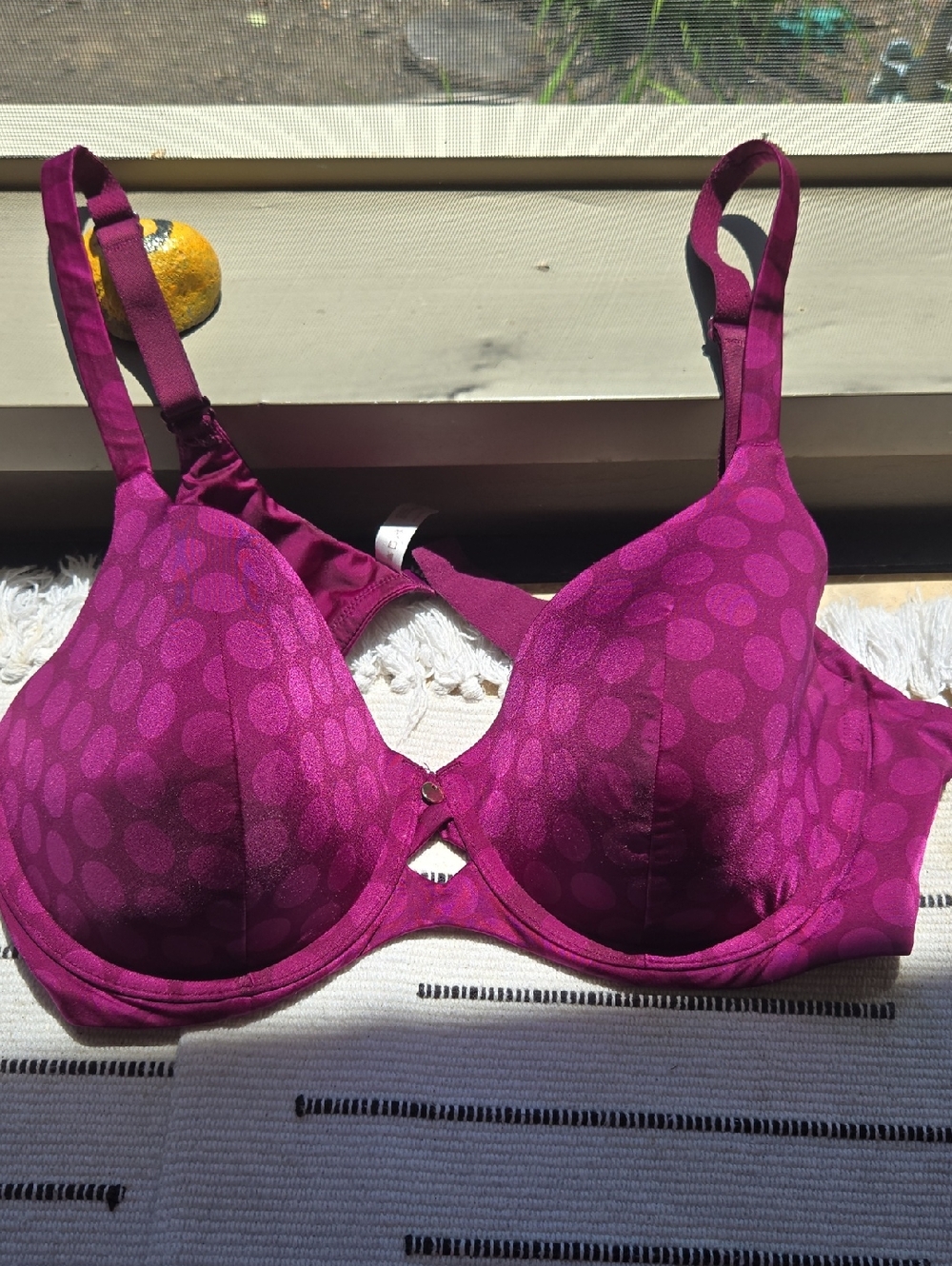 Women’s Underwire Bra in Deep Magenta by